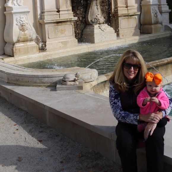 Meet your Posher, Elizabeth - Picture 1 of 1